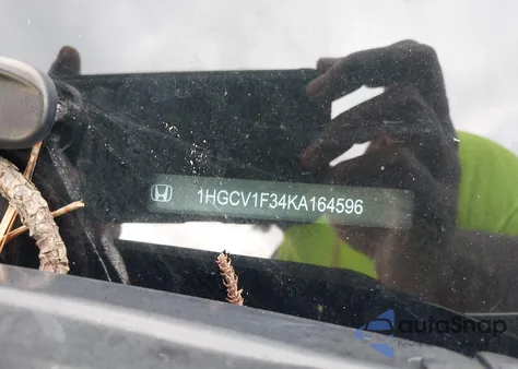 2019 Honda Accord Sport из США, поврежденный, VIN 1HGCV1F34KA164596